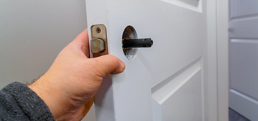 Nighttime Locksmith For Lock Repair in Parlier, CA
