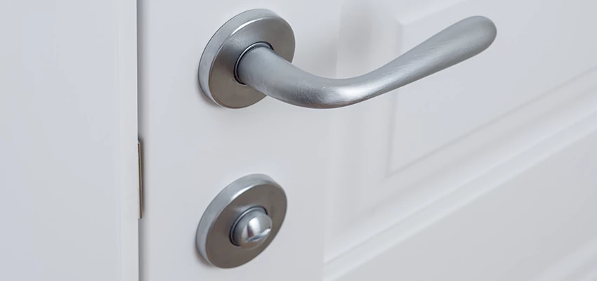 Single-Occupancy Restroom Locks Repair in Parlier, California