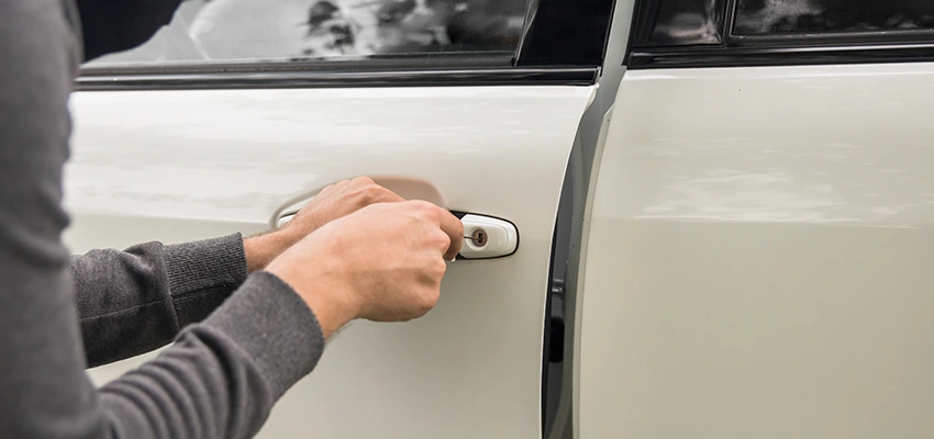 Unlock Car Door Service in Parlier, CA
