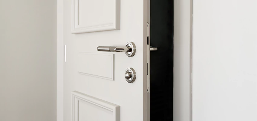 Folding Bathroom Door With Lock Solutions in Parlier, CA